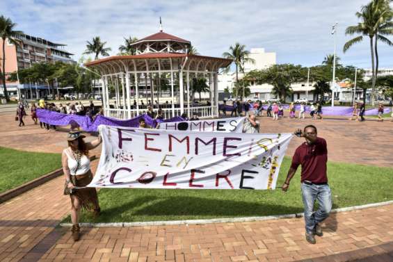 Violences faites aux femmes : la Cour des comptes demande à la Nouvelle-Calédonie d’agir