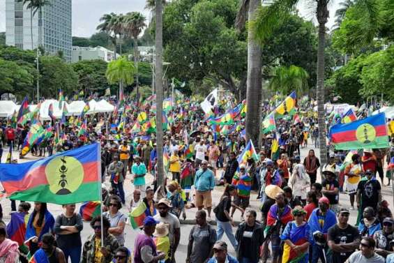 Marche de la CCAT : les activités nautiques interdites et le stationnement limité dans le sud de Nouméa