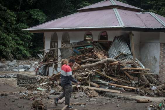 En Indonésie, le bilan des inondations s’alourdit à 41 morts et 17 disparus