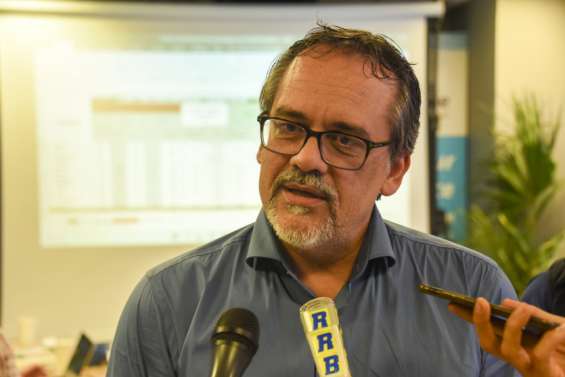 Philippe Dunoyer (Calédonie ensemble)  : 