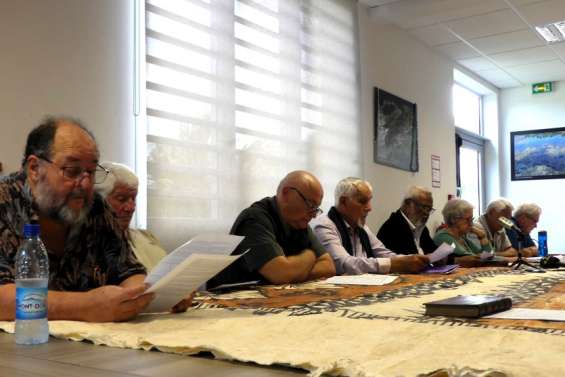 Des représentants de la société civile fondent un collectif pour 