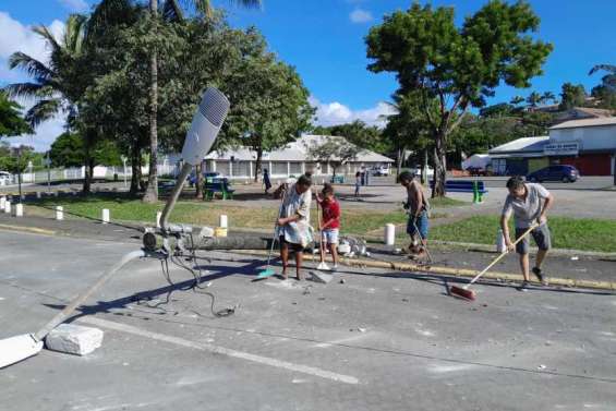 [EN IMAGES] A Koutio, les habitants 