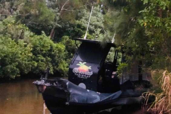 Une navette maritime volée à Port-Moselle retrouvée brûlée à Plum