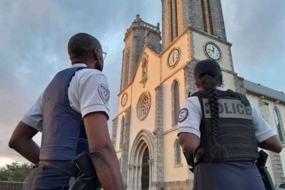Les incendies d’églises inquiètent et interrogent