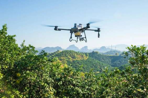 [MAGAZINE] Drones agricoles : décollage attendu en 2026
