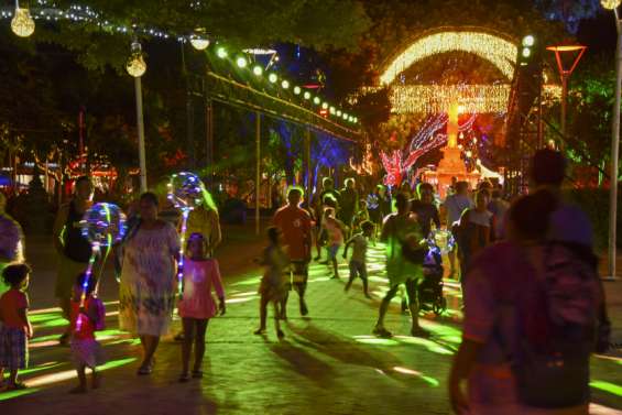 À Nouméa, la féerie de Noël, 