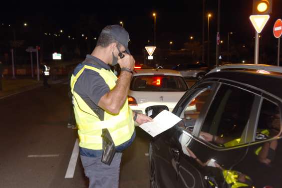 Le couvre-feu et les restrictions de vente d’alcool prolongés jusqu’au 25 novembre inclus