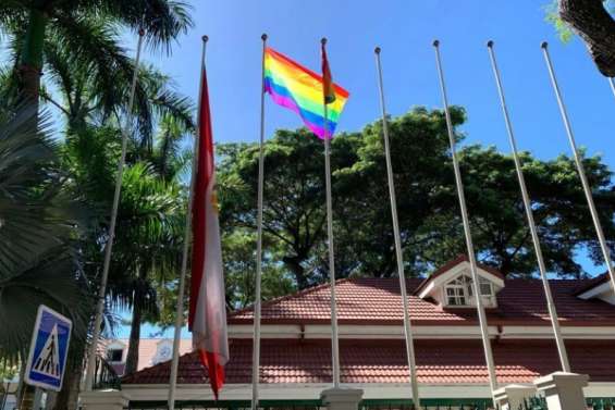 La jeunesse LGBT d’Océanie se donne rendez-vous dans une église de Tahiti