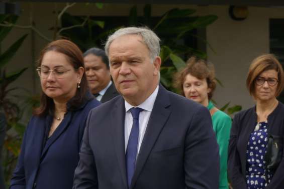 François-Noël Buffet : une censure aurait 