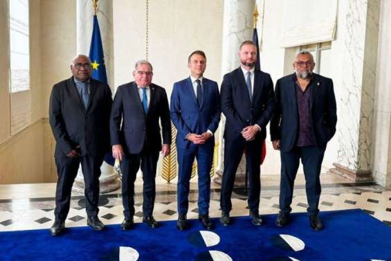 Les parlementaires calédoniens interpellent Emmanuel Macron après la chute du gouvernement Barnier