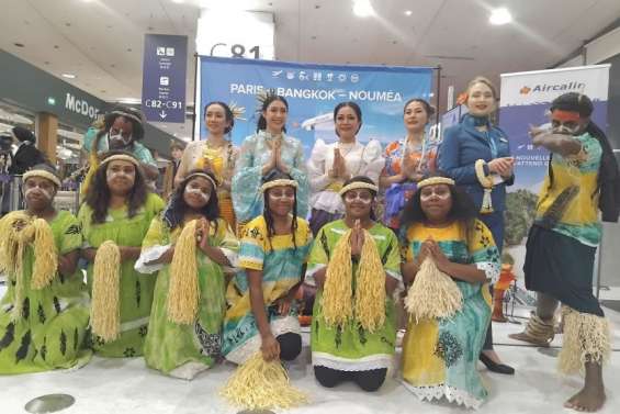 Aircalin a atterri à Charles-de-Gaulle et termine son premier vol commercial de Nouméa jusqu'à Paris