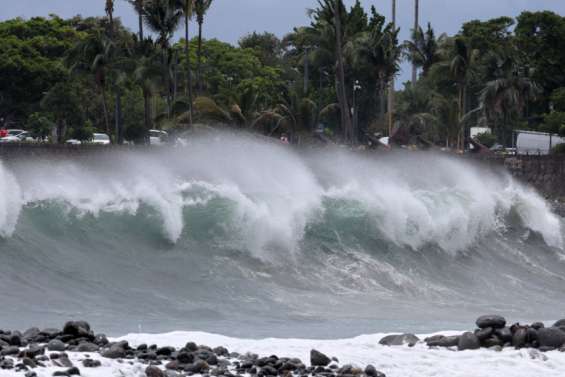 La Réunion en alerte violette, le plus haut niveau, à l’approche du cyclone Garance