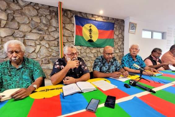 Pour le FLNKS, l’accord sur l’avenir institutionnel permet 