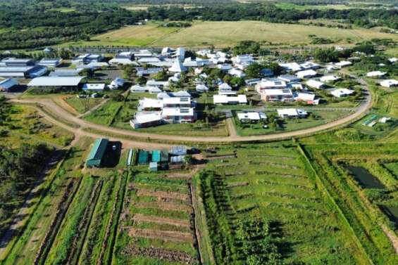 Soupçons de viol sur mineur : le proviseur du lycée de Pouembout suspendu provisoirement