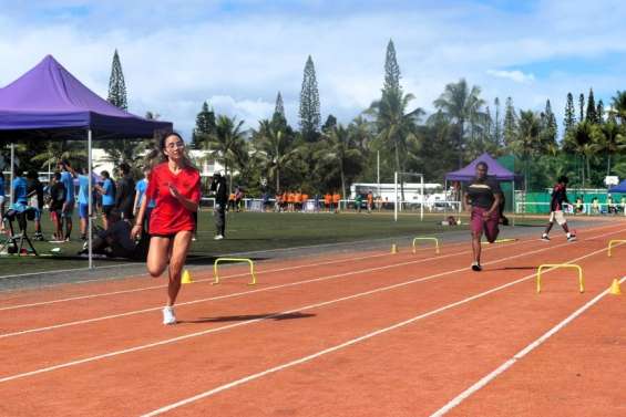 Près de 500 jeunes réunis à l’Anse-Vata pour un grand défi sportif