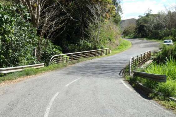 La circulation gênée en raison de la construction du nouveau pont de la Névou