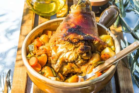 [MAGAZINE]  Les recettes du week-end : salade bicolore aux lentilles, jarret aux légumes et mochis glacés aux fruits