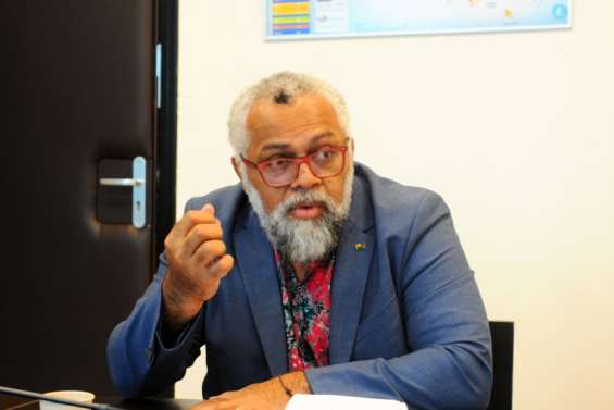 Devant la commission des lois, Emmanuel Tjibaou prône le maintien des élections provinciales à novembre