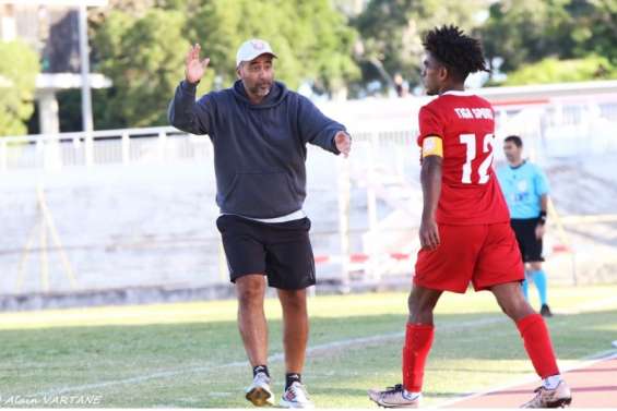 Leo Lopez, entraîneur de Tiga sport : 