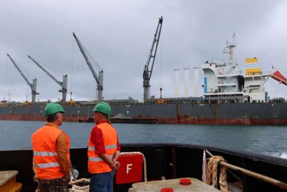 La société MKM fait appel à un minéralier à propulsion éolienne