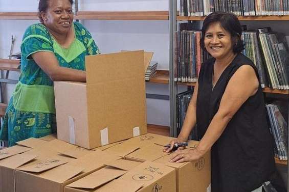 À Nouméa, Bernheim Villa ferme, une salle de lecture ouvre