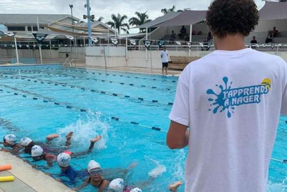 Natation : vers une pénurie de maîtres nageurs au bord des bassins ?