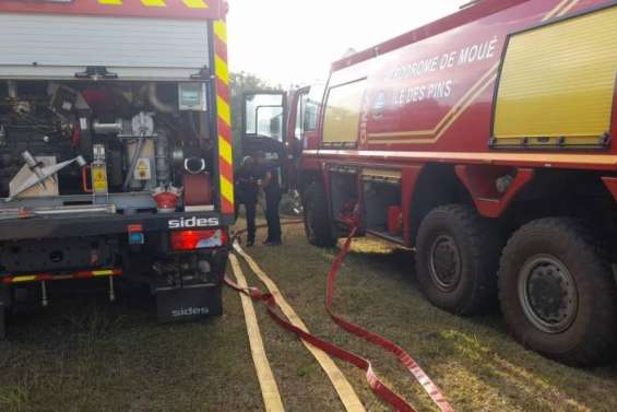 Incendies à l’île des Pins et à Koumac : les feux sont maîtrisés, les plans Orsec demeurent actifs
