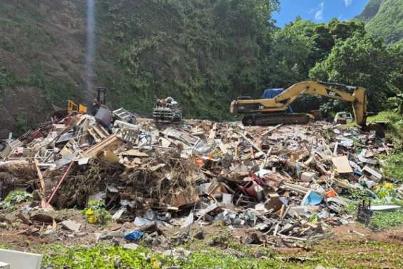 L’équivalent de 40 piscines olympiques de déchets dans une décharge illégale en Polynésie