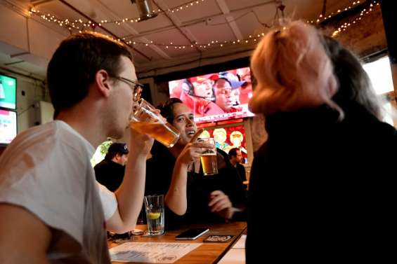 Les pubs australiens lésinent sur la bière, révèle une enquête