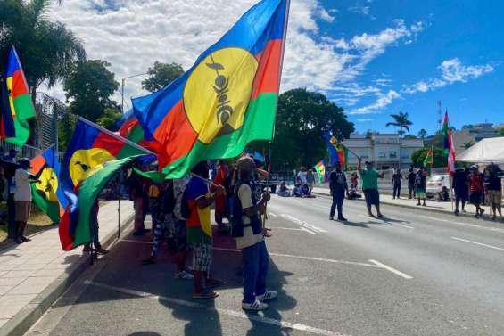 Le FLNKS mobilisé contre les accords de Bougival et le calendrier de l’État
