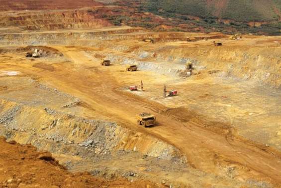 Le gouvernement veut ouvrir les réserves minières à l’exportation