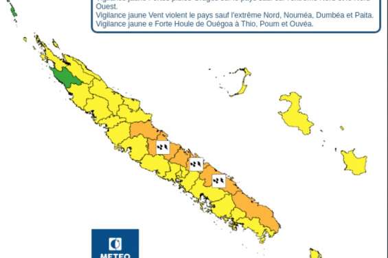Fortes pluies : vigilance orange sur la côte Est et le Sud, risques de crues et d’inondations