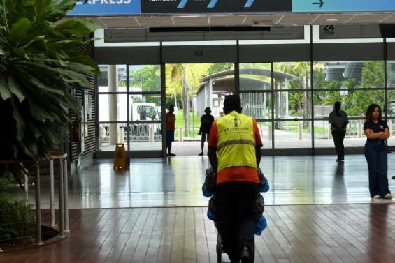 Transport : la province des Îles met la pression sur le gouvernement