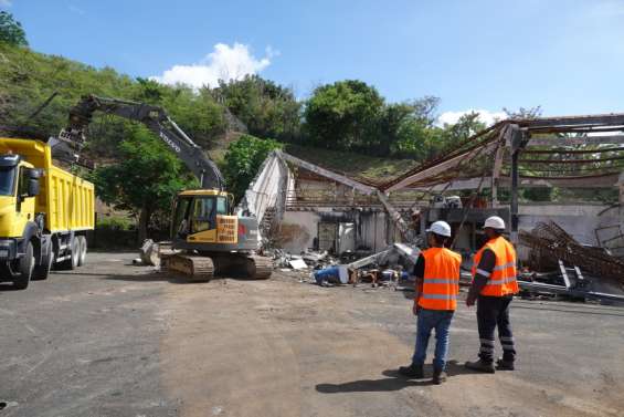 Reconstruction : le gouvernement veut aller plus vite