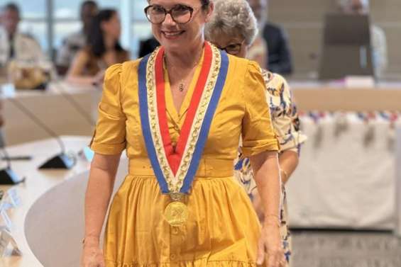 Municipales : Cynthia Jan et son équipe sont installées à la mairie