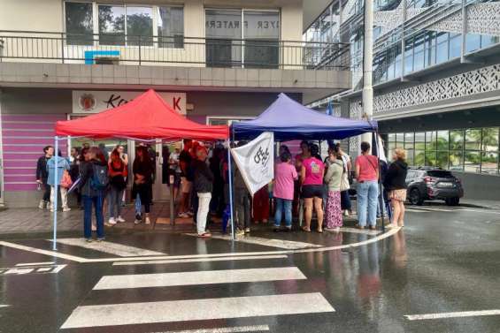 Santé : les soignants se mobilisent avant une séance du Congrès sous pression