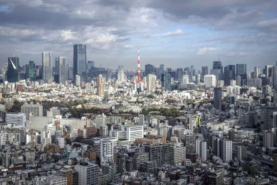 La ville de Tokyo incite les employés à travailler en short pour baisser la facture énergétique
