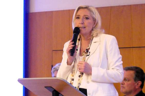 Marine Le Pen exhorte l’Europe à acheter du nickel calédonien