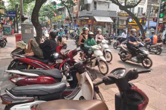 Le Vietnam fait marche arrière sur l’interdiction des deux-roues à essence