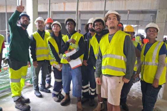 Sur fond de crise, le BTP en opération séduction auprès des jeunes