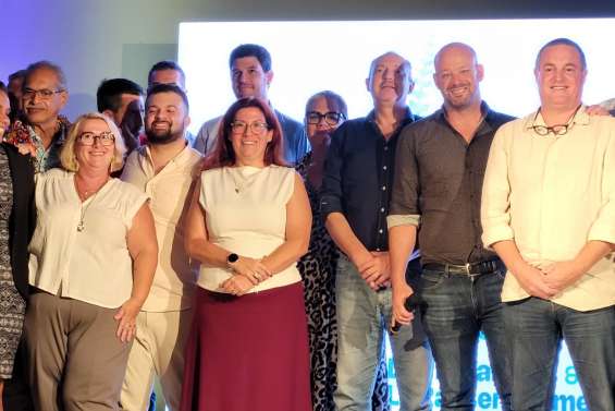 Provinciales : Sonia Backès tire la liste des Loyalistes et du Rassemblement