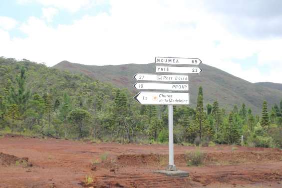 Trois morts dans un accident de la route à Yaté