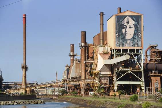 La SLN investit 250 millions pour remplacer une cheminée à Doniambo