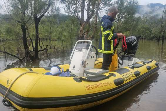 Intempéries : neuf randonneurs et un conducteur piégés par la montée des eaux secourus dans le Sud