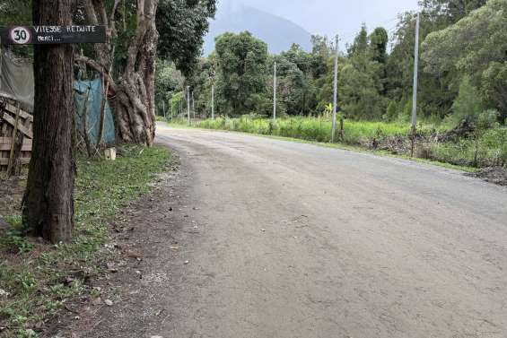 À Dumbéa, 185 millions de francs pour goudronner la route Daver