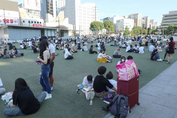Japon : un mort, plus de cent blessés et dix disparus après un puissant séisme