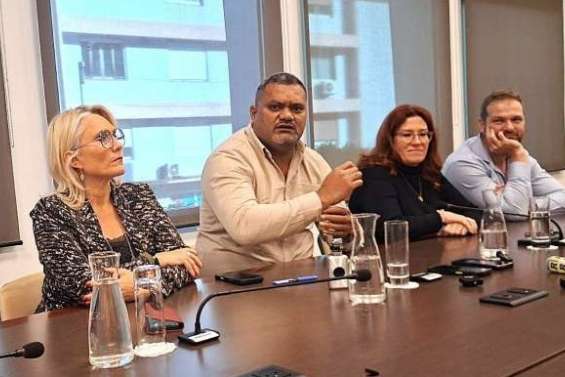 Délégation transpartisane : neuf élus en quête de milliards