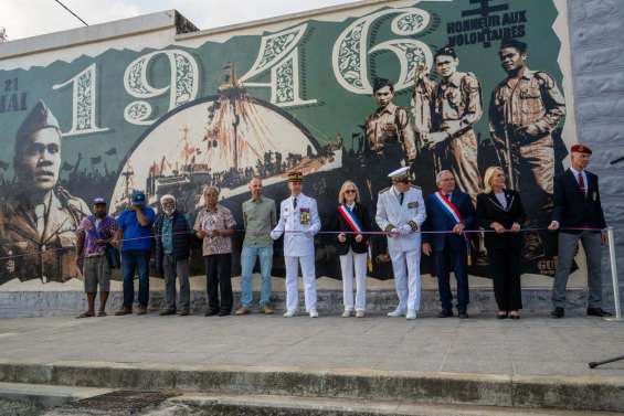 À Nouméa, une fresque rend hommage au bataillon du Pacifique