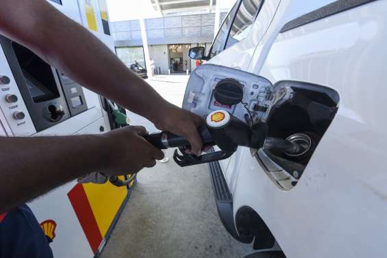 Carburants : le litre de gazole en hausse de dix francs, le prix de l’essence reste stable