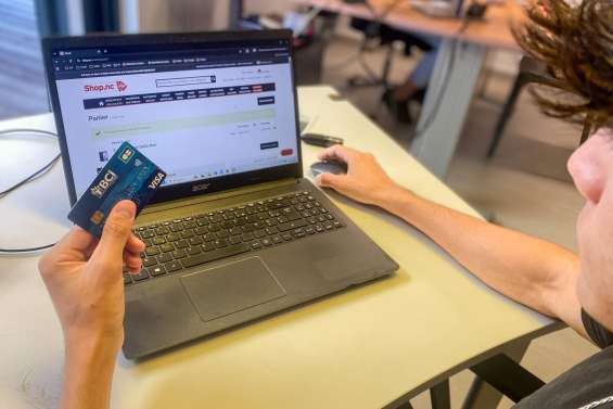 Paiements en ligne : la panne de SMS d’authentification pèse sur les commerces